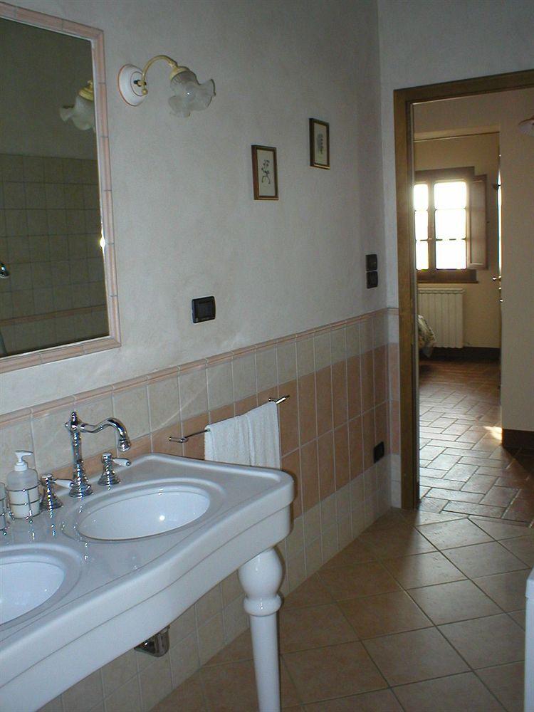 Agriturismo Terra Rossa Valiano Exterior foto